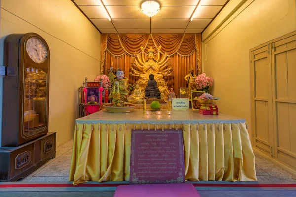 Bang Chang, Sam Phran District, Nakhon Pathom, 8 de diciembre de 2019. Wat Dhampanyaram es pequeño templo de estilo chino a lo largo del río Tha Chin . —  Fotos de Stock
