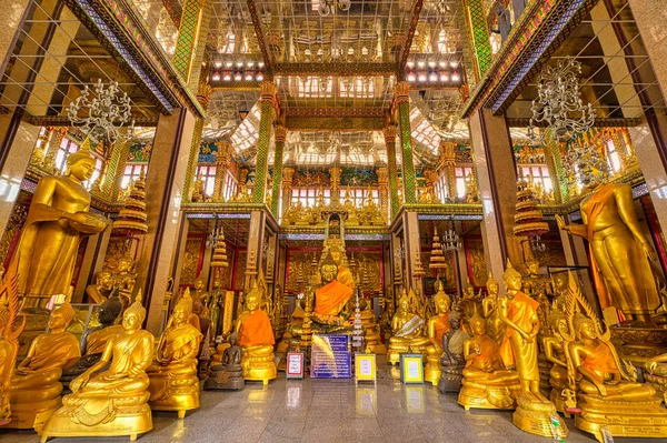 Lat Phrao, Bangkok / Tailandia / 1 de enero de 2020: Wat Lat Phrao , — Foto de Stock