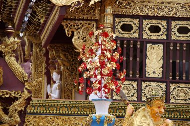 Budizm, Tayland 'ın heykel, mimari ve sembolleri