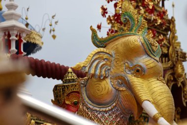 Budizm, Tayland 'ın heykel, mimari ve sembolleri