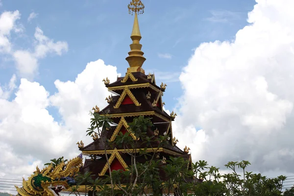 Γλυπτική, αρχιτεκτονική και σύμβολα του βουδισμού, Ταϊλάνδη — Φωτογραφία Αρχείου