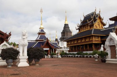 Budizm, Tayland 'ın heykel, mimari ve sembolleri