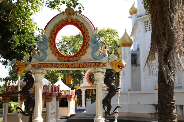 Sculpture, architecture and symbols of Buddhism, Thailand — Stock Photo, Image