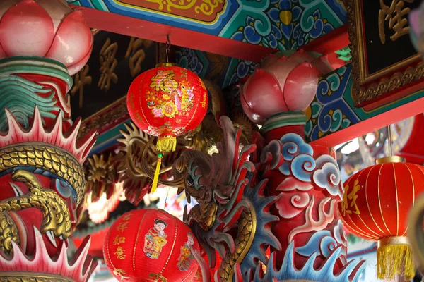 Skulptur, arkitektur och symboler för buddhismen, thailand — Stockfoto