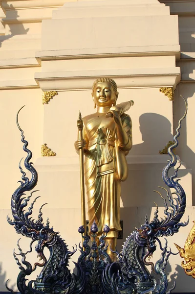 佛像、建筑和佛教的象征 — 图库照片