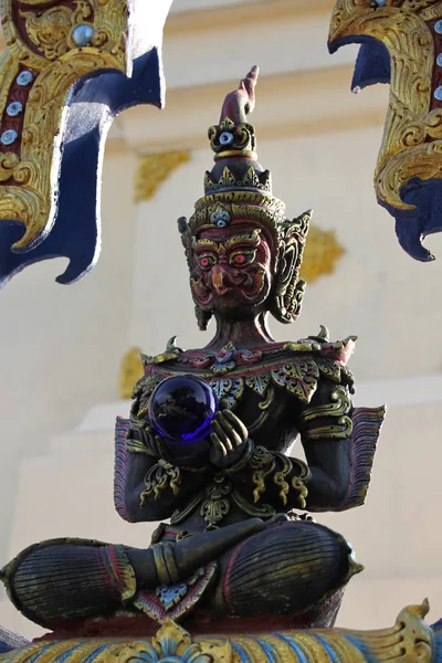 Escultura, arquitetura e símbolos do budismo, tailândia — Fotografia de Stock