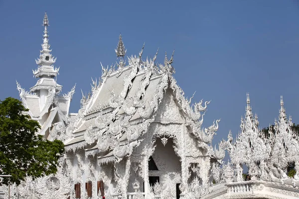 Skulptur, Architektur und Symbole des Buddhismus, Thailand — Stockfoto