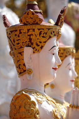 Budizm, Tayland 'ın heykel, mimari ve sembolleri