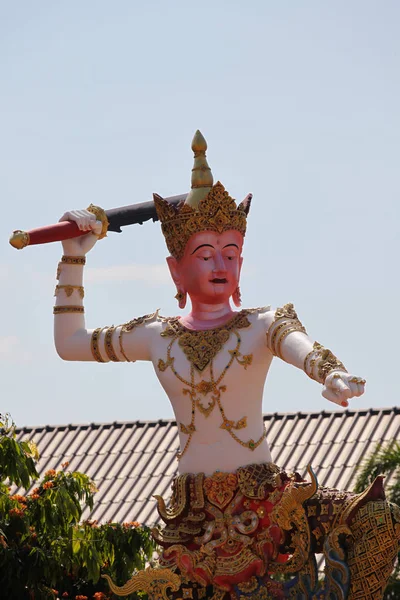 Escultura, arquitetura e símbolos do budismo, tailândia — Fotografia de Stock