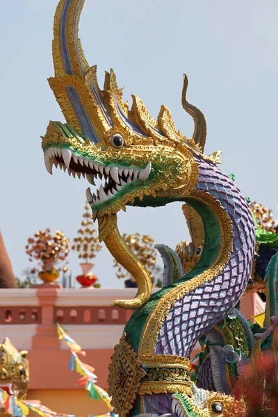 Sculpture, architecture and symbols of Buddhism, Thailand — Stock Photo, Image