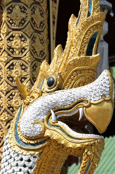 Sculpture, architecture and symbols of Buddhism, Thailand — Stock Photo, Image