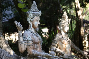 Budizm, Tayland 'ın heykel, mimari ve sembolleri