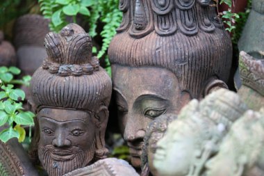 Budizm, Tayland, Güney Doğu Asya 'nın heykel, mimari ve sembolleri