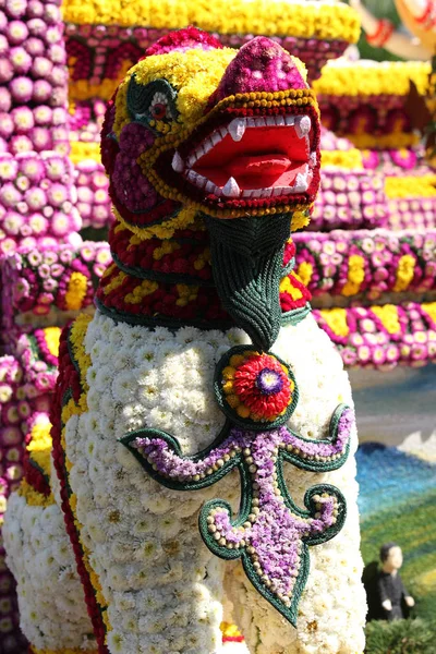 Scenery from statues and flowers on the street, Thailand