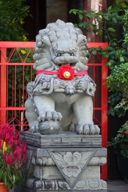 Heykel, Mimarlık ve Hinduizm ve Budizm sembolleri