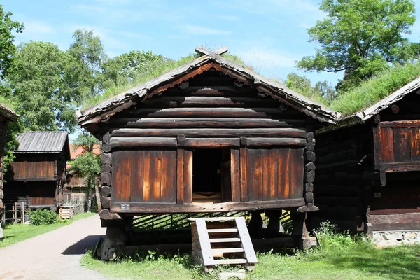 Традиційні стародавніх дерев'яних будівель, Норвегія — стокове фото