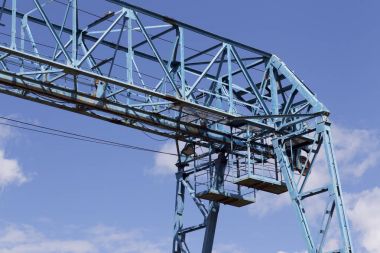 Gökyüzüne, ambar, Rusya karşı vincin metal konstrüksiyon