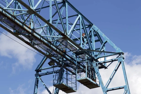 Gökyüzüne, ambar, Rusya karşı vincin metal konstrüksiyon