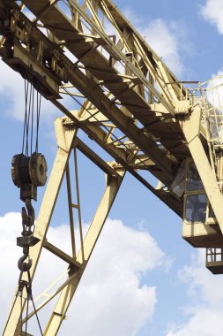 Gökyüzüne, ambar, Rusya karşı vincin metal konstrüksiyon