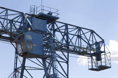 Gökyüzüne, ambar, Rusya karşı vincin metal konstrüksiyon