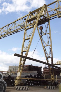 Gökyüzüne, ambar, Rusya karşı vincin metal konstrüksiyon