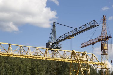 Gökyüzüne, ambar, Rusya karşı vincin metal konstrüksiyon