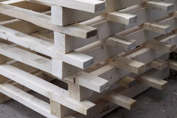 Yükleme ve boşaltma kargo, Rusya için ahşap palet unsurları