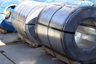 Hisse senedi polimer kaplama ile galvanizli çelik-soğuk haddelenmiş rulolar