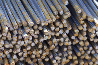 Paketlerine periyodik bir profille takviye çubukları Rusya metal ürünler depoda saklanır