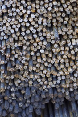 Paketlerine periyodik bir profille takviye çubukları Rusya metal ürünler depoda saklanır