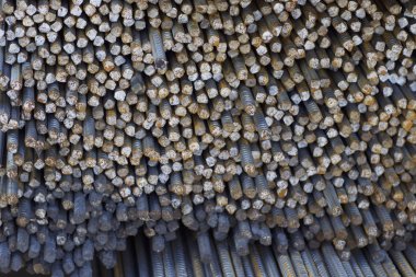 Paketlerine periyodik bir profille takviye çubukları Rusya metal ürünler depoda saklanır