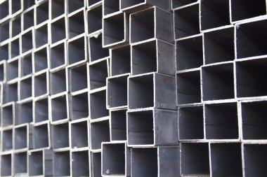 Metal ürünleri, Rusya depodaki paketlerine dikdörtgen kesit metal profil boru