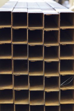 Metal ürünleri, Rusya depodaki paketlerine dikdörtgen kesit metal profil boru