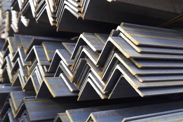 Metalowych Kąt Opakowaniach Magazynie Wyrobów Metalowych Rosja — Zdjęcie stockowe