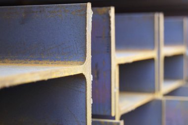 Metal profil kiriş depodaki paketlerine metal ürünleri, Rusya Federasyonu