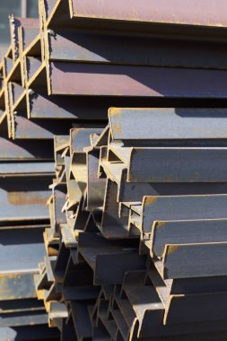 Metal profil kiriş depodaki paketlerine metal ürünleri, Rusya Federasyonu