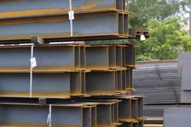 Metal profil kiriş depodaki paketlerine metal ürünleri, Rusya Federasyonu