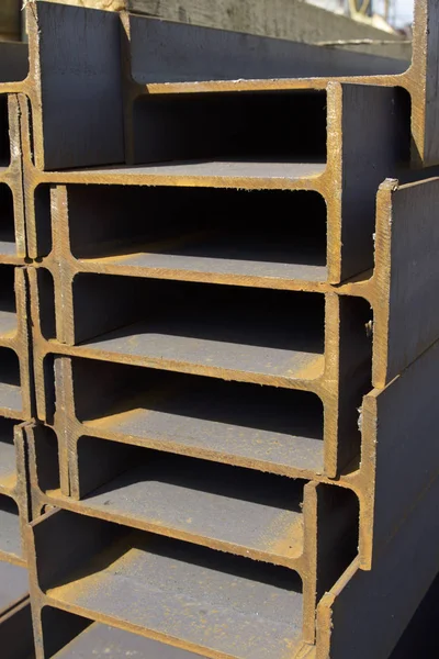 Metal profil kiriş depodaki paketlerine metal ürünleri, Rusya Federasyonu