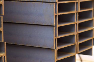 Metal profil kiriş depodaki paketlerine metal ürünleri, Rusya Federasyonu
