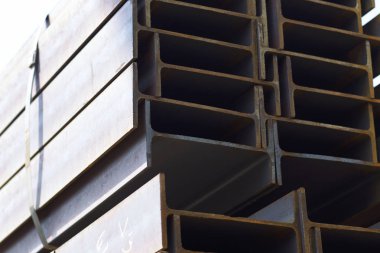 Metal profil kiriş depodaki paketlerine metal ürünleri, Rusya Federasyonu