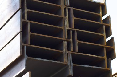 Metal profil kiriş depodaki paketlerine metal ürünleri, Rusya Federasyonu