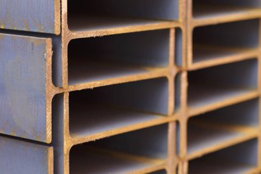 Metal profil kiriş depodaki paketlerine metal ürünleri, Rusya Federasyonu