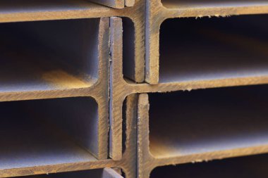Metal profil kiriş depodaki paketlerine metal ürünleri, Rusya Federasyonu