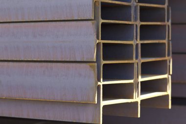 Metal profil kiriş depodaki paketlerine metal ürünleri, Rusya Federasyonu