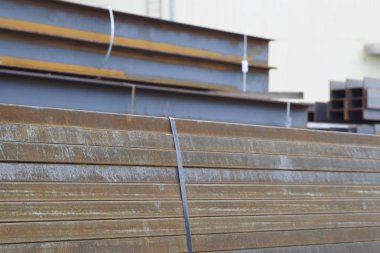 Metal profil kiriş depodaki paketlerine metal ürünleri, Rusya Federasyonu