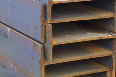 Metal profil kiriş depodaki paketlerine metal ürünleri, Rusya Federasyonu