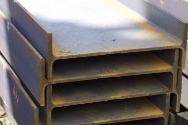 Metal profil kiriş depodaki paketlerine metal ürünleri, Rusya Federasyonu