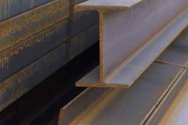 Metal profil kiriş depodaki paketlerine metal ürünleri, Rusya Federasyonu