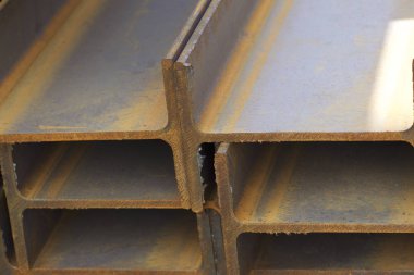 Metal profil kiriş depodaki paketlerine metal ürünleri, Rusya Federasyonu