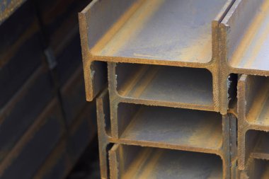 Metal profil kiriş depodaki paketlerine metal ürünleri, Rusya Federasyonu